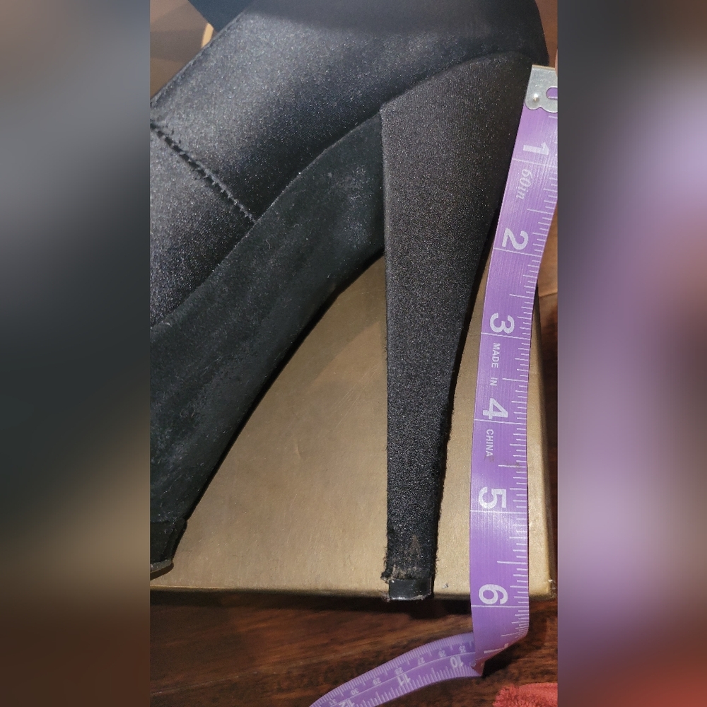 Bebe Tristan Black Satin Heel - Picture 11 of 13